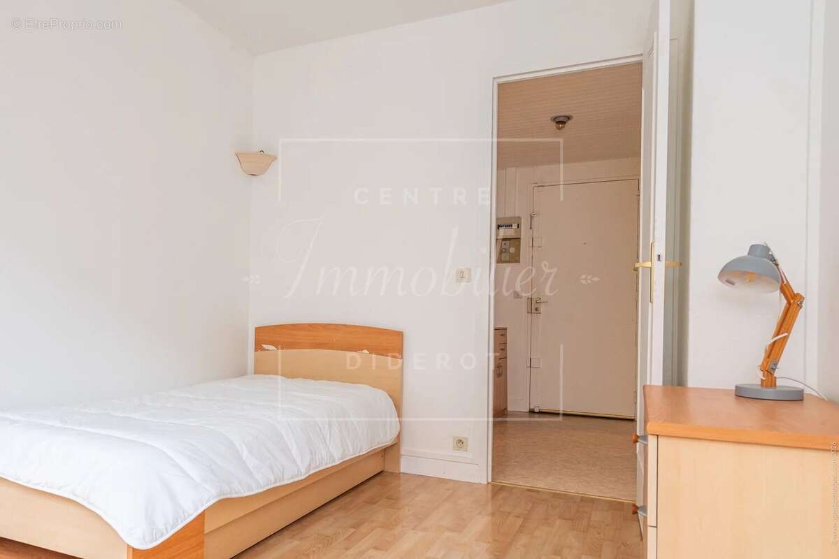 Appartement à PARIS-12E