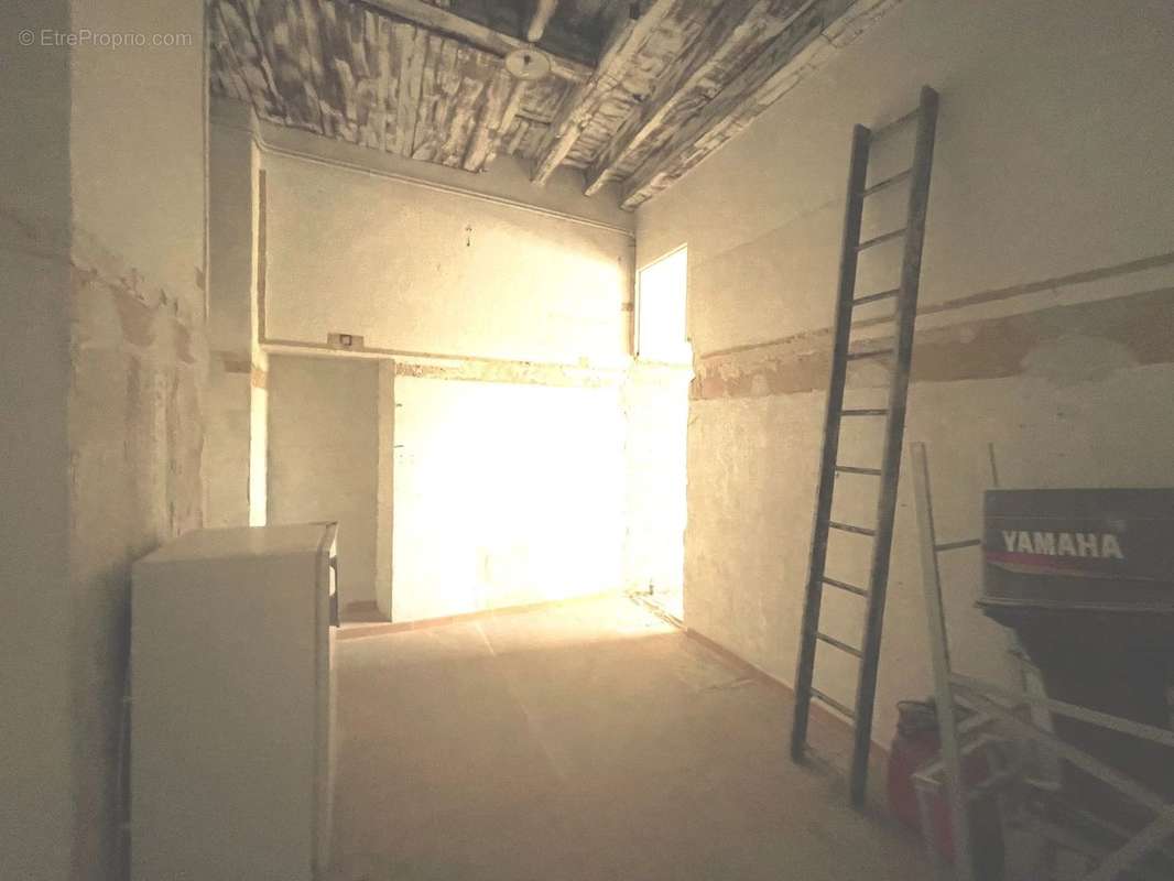 Commerce à SAINT-RAPHAEL