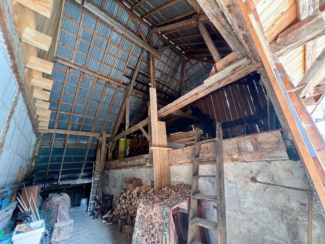 Maison à LA COMPOTE