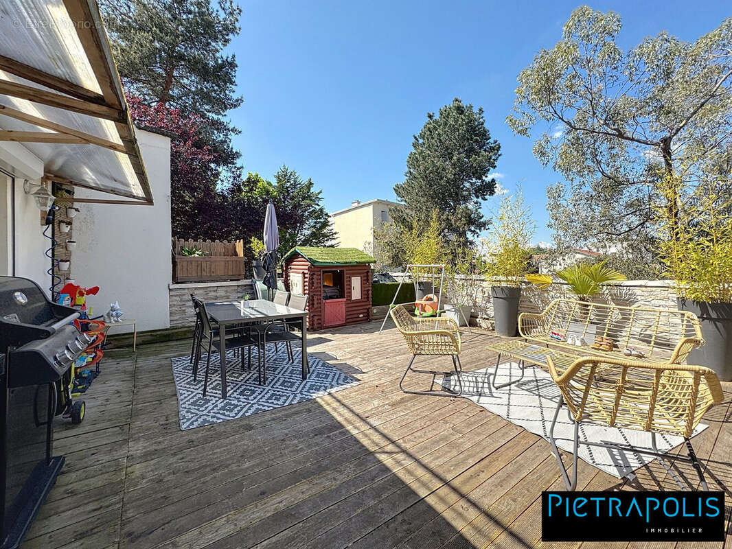 Appartement à DARDILLY