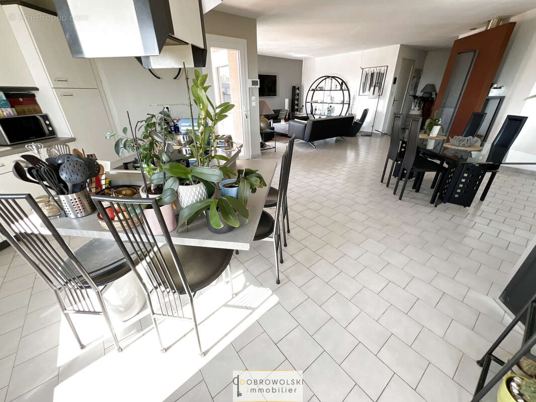 Maison à CONDRIEU