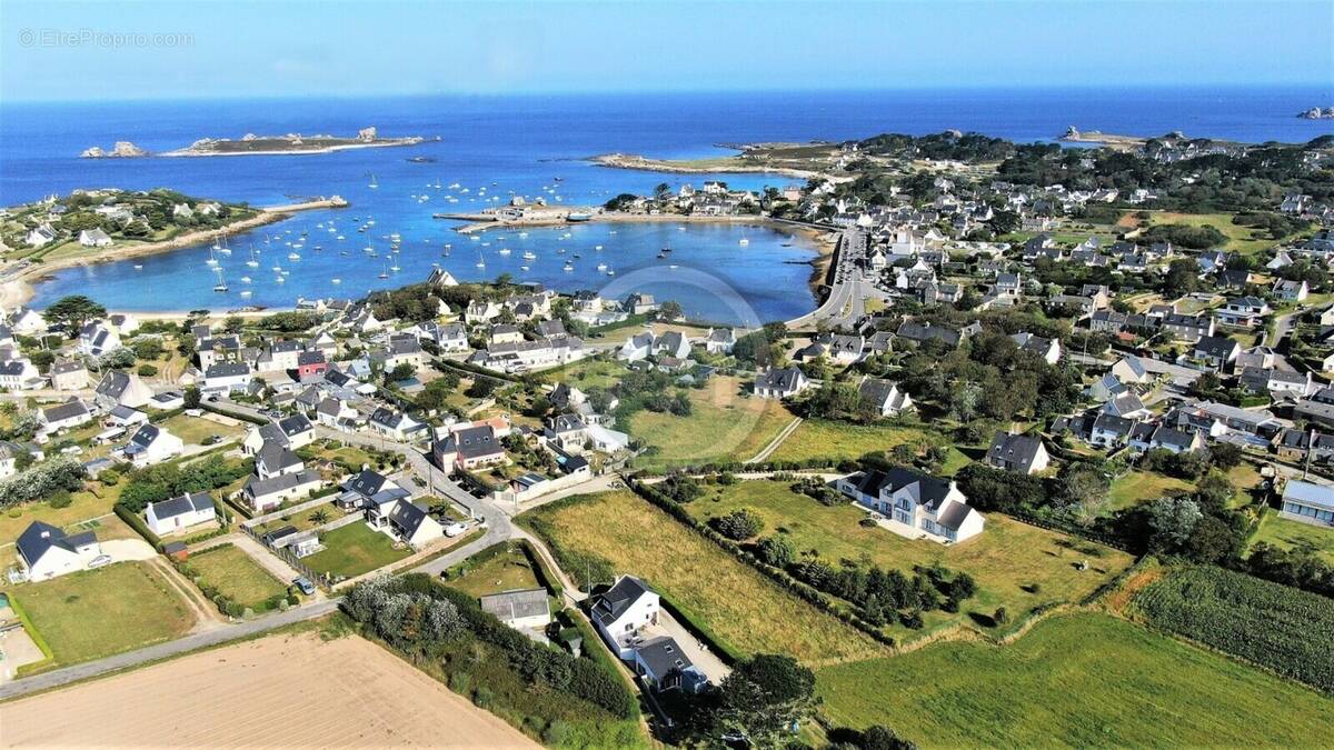 Maison à LANDUNVEZ