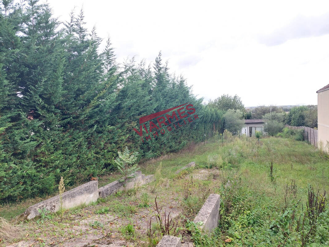 Terrain à ASNIERES-SUR-OISE