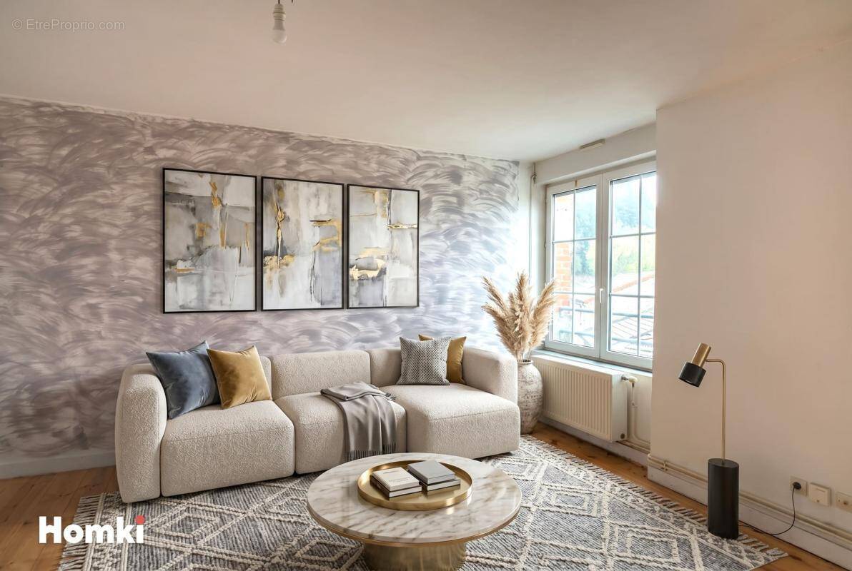 Appartement à LA SEAUVE-SUR-SEMENE
