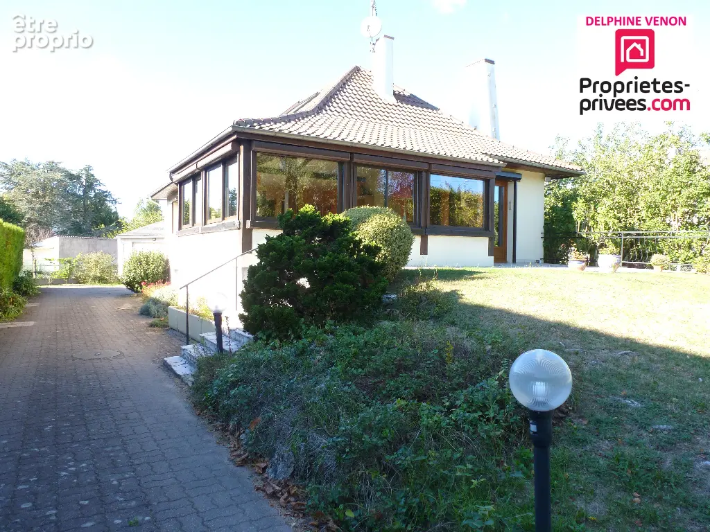Exclusivité - Maison de 150 m² + sous-sol total et garage extérieur de 70 m² proche des commodités à Châteauneuf sur Loire - photo 8