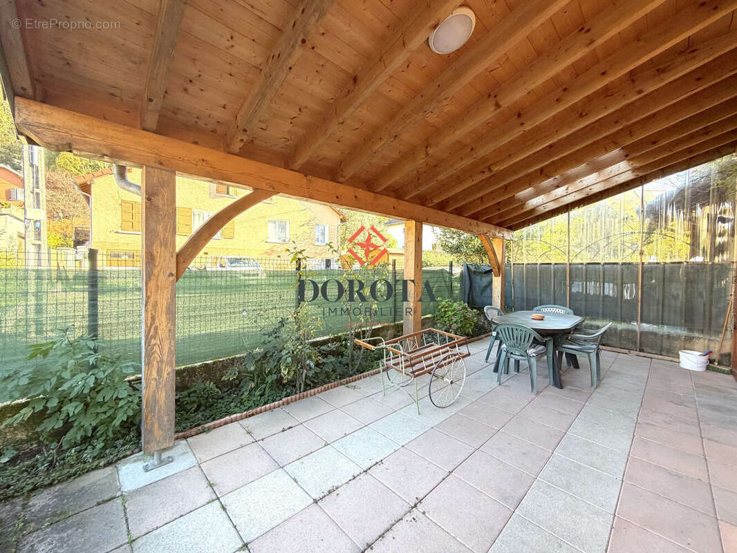 Maison à VILLARD-BONNOT