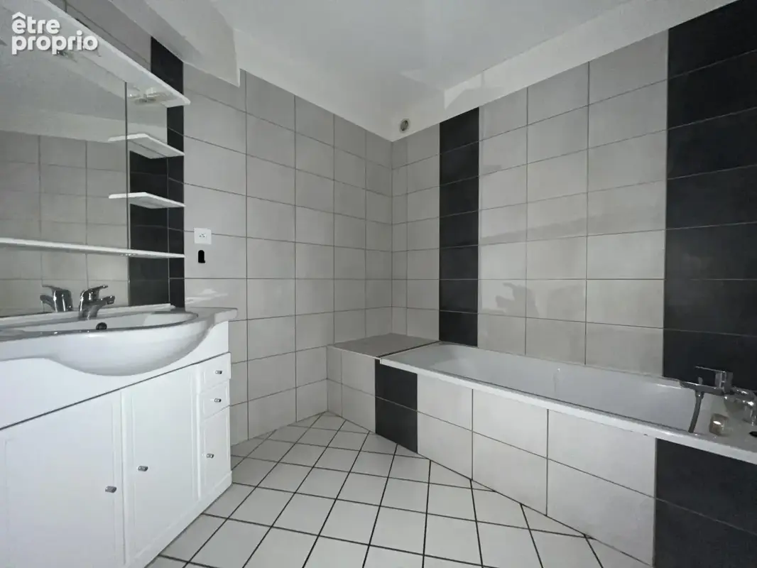 Maison 109 m² à Saint-Chamond  - photo 8