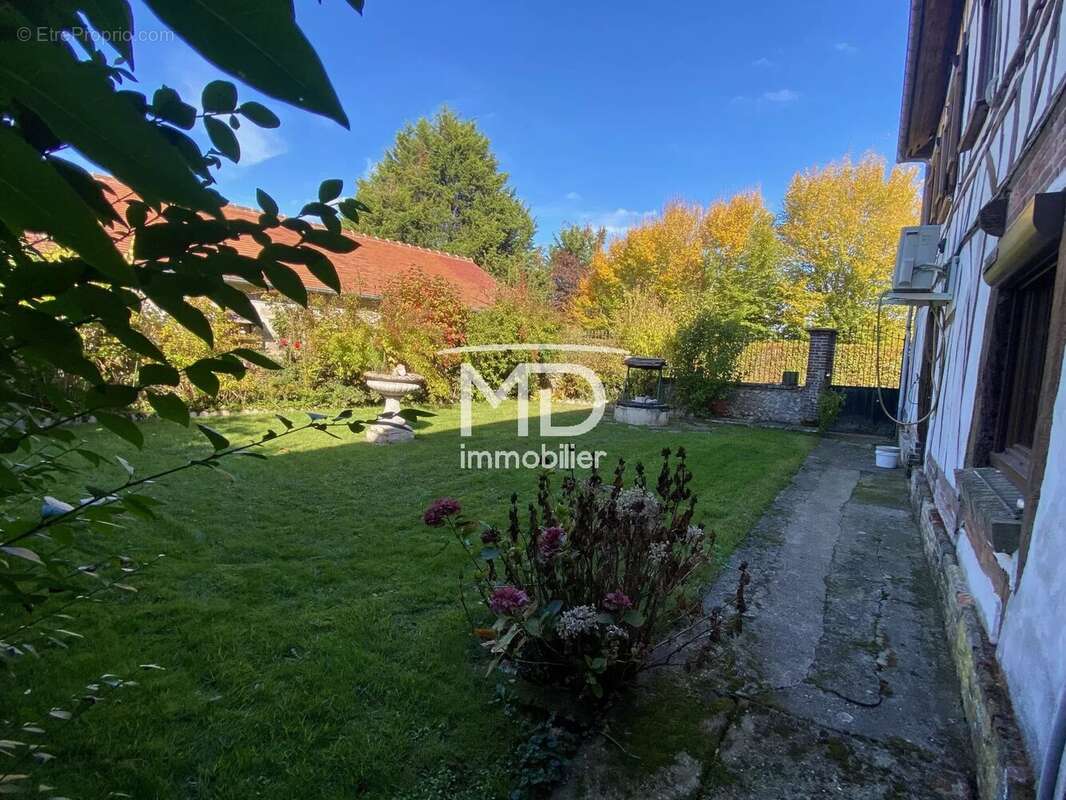 Maison à LES VENTES