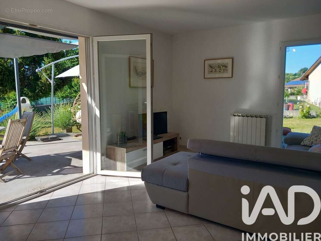 Photo 5 - Maison à CHABONS