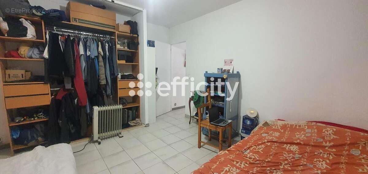 Appartement à ROQUEVAIRE