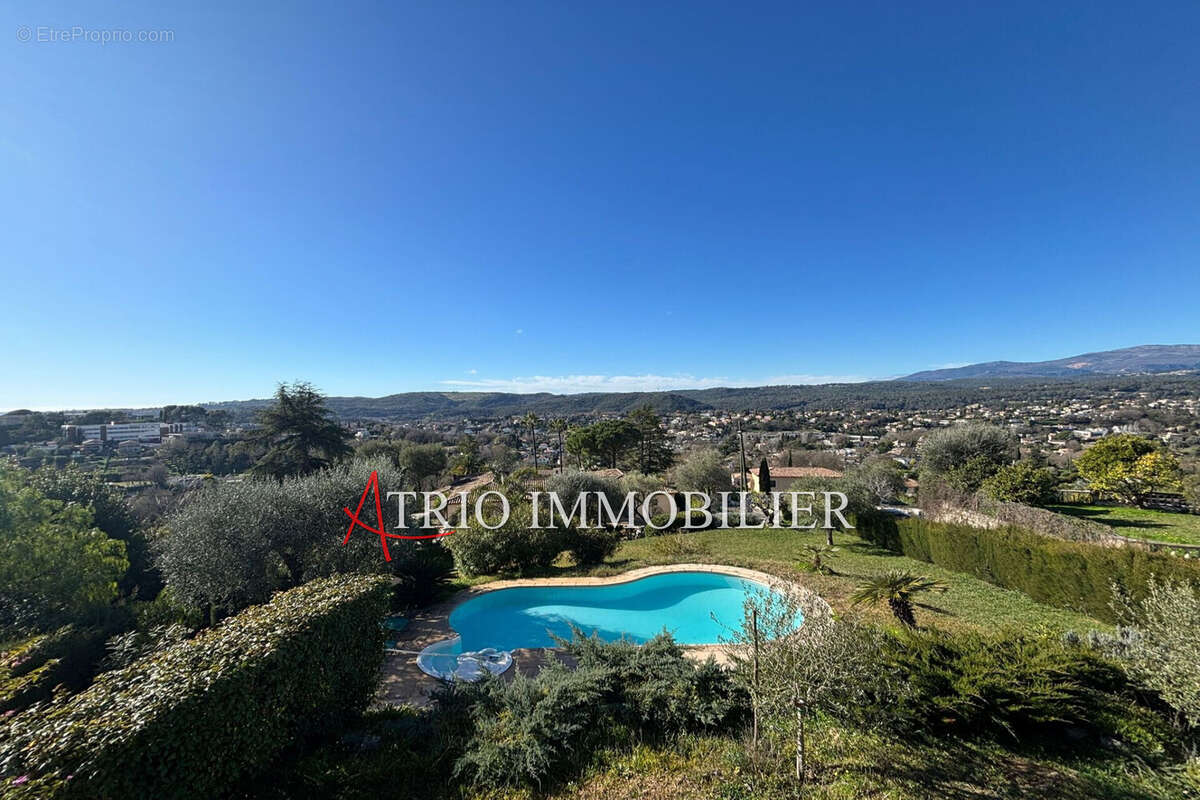 Maison à CAGNES-SUR-MER