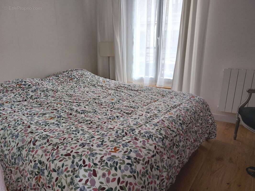 Appartement à PARIS-14E
