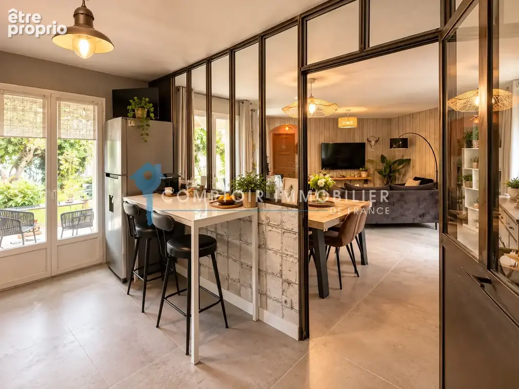 En exclusivité Vergèze, Villa de PP 130m2 sur 1000 m2 de terrain avec piscine et 4 chambres piscine et grand a - photo 8