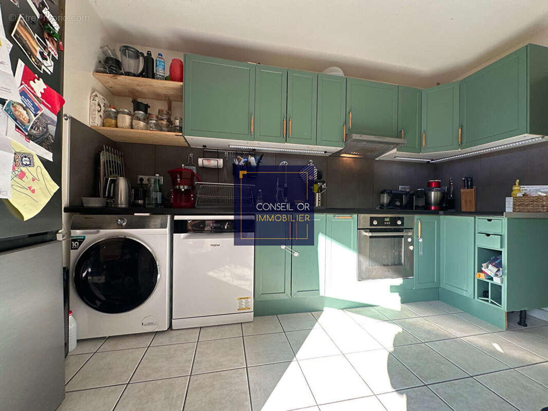 Appartement à OULLINS