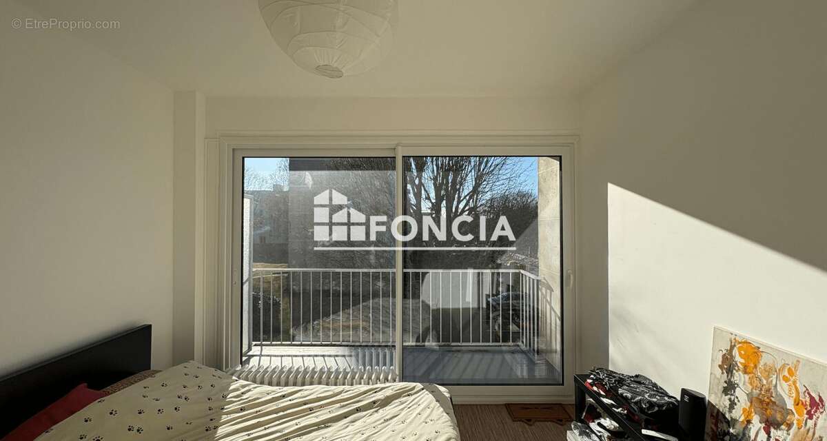 Appartement à EPERNON