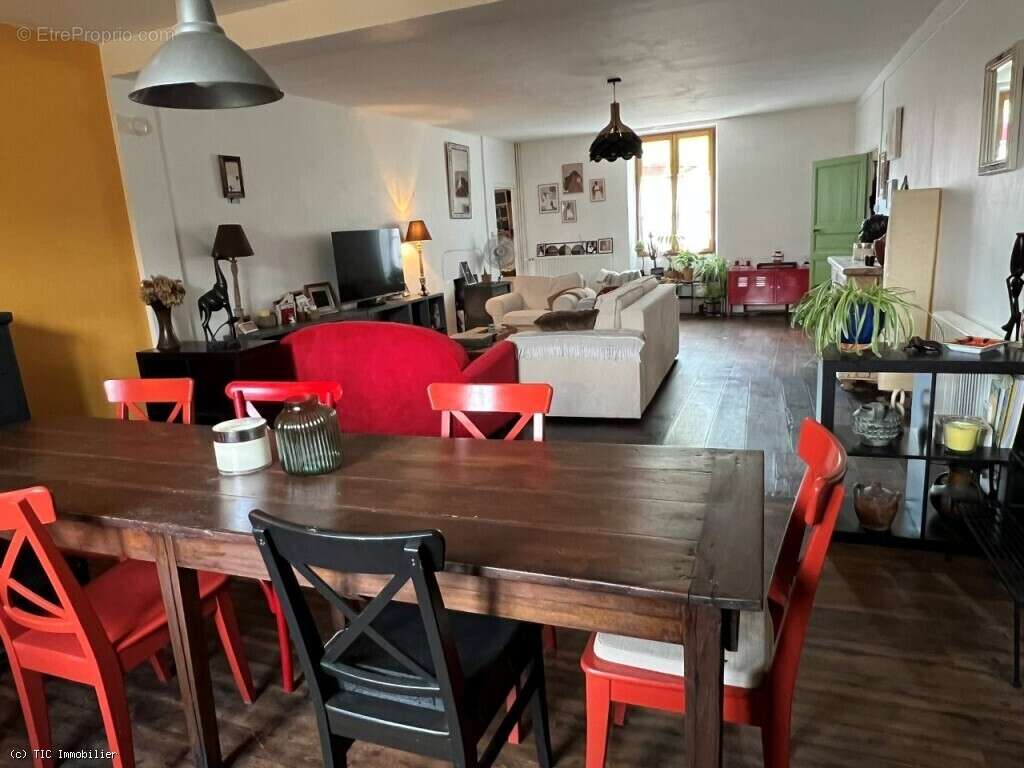 Maison à SAUZE-VAUSSAIS