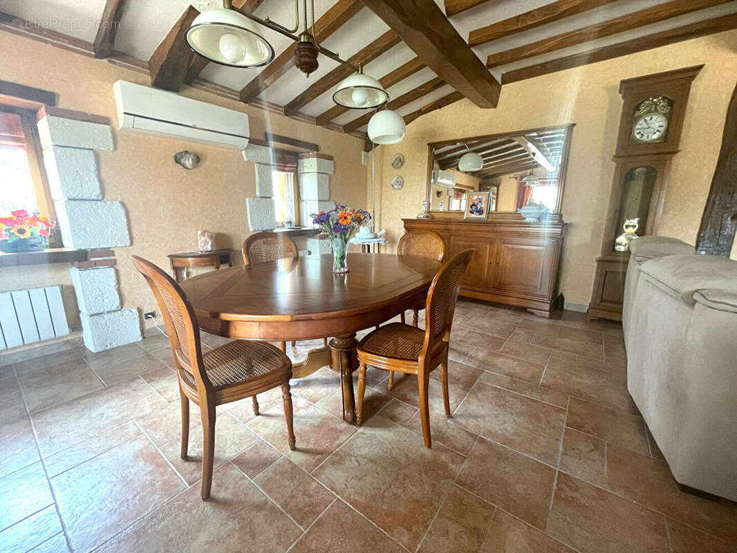 Maison à HAUTEFAGE-LA-TOUR