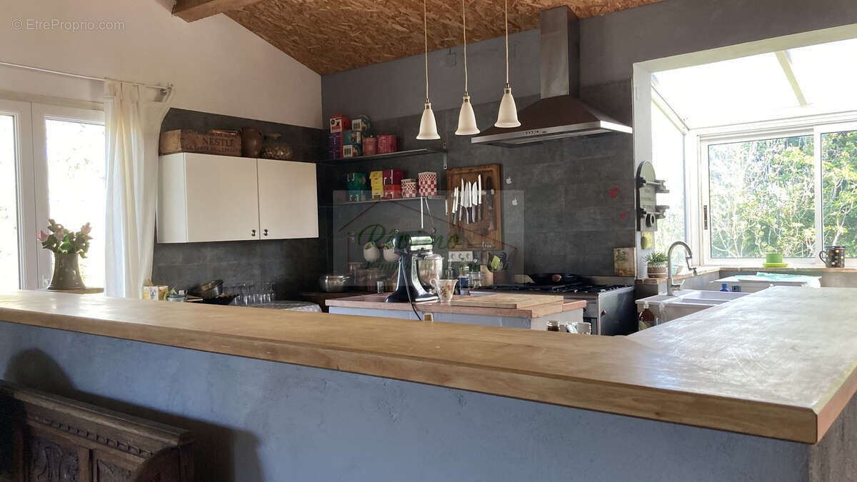 Propriété à Boisseron : nature, espace et fort potentiel locatif réunis - photo 5