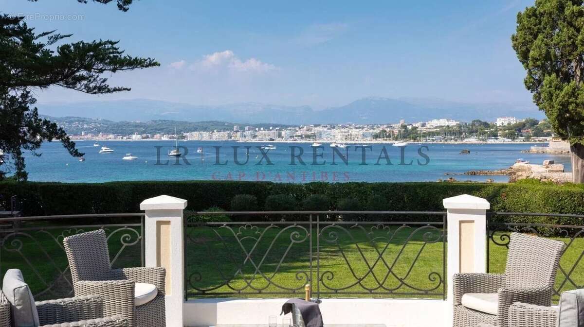 Maison à ANTIBES