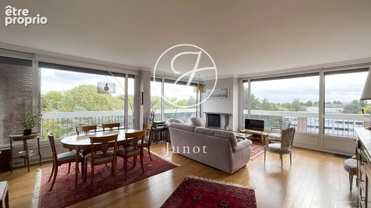 Roubaix – PARC BARBIEUX – Appartement  – 5 pièces – 159,14m² – 4 chambres – Terrasse – Garage – Cave - photo 1