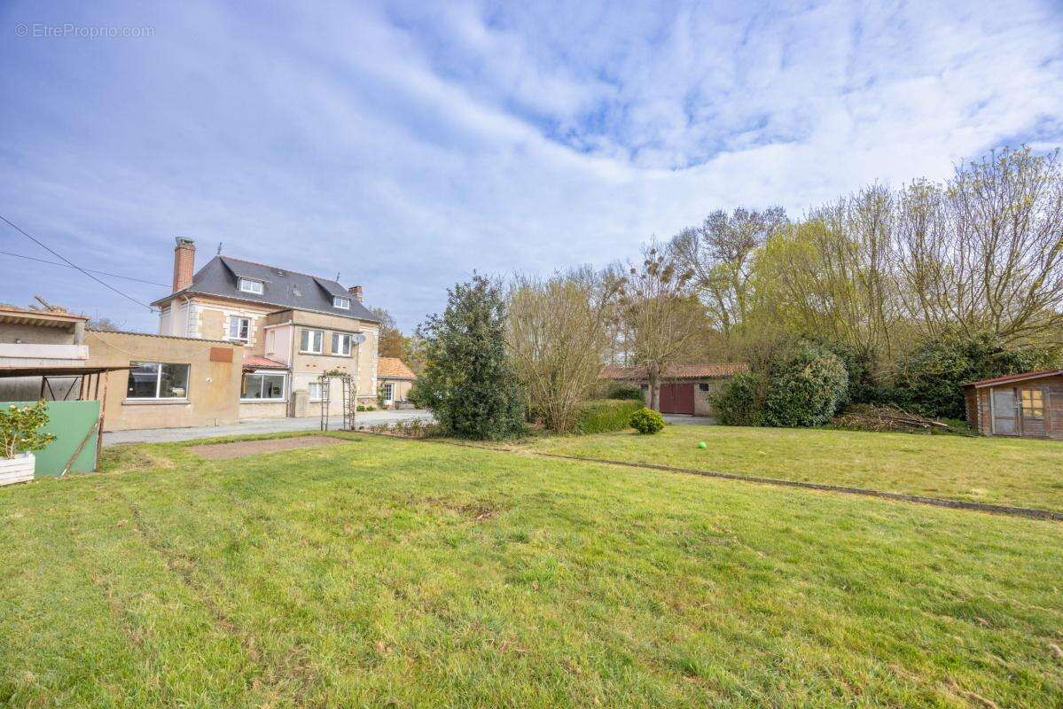 Maison à BASSE-GOULAINE