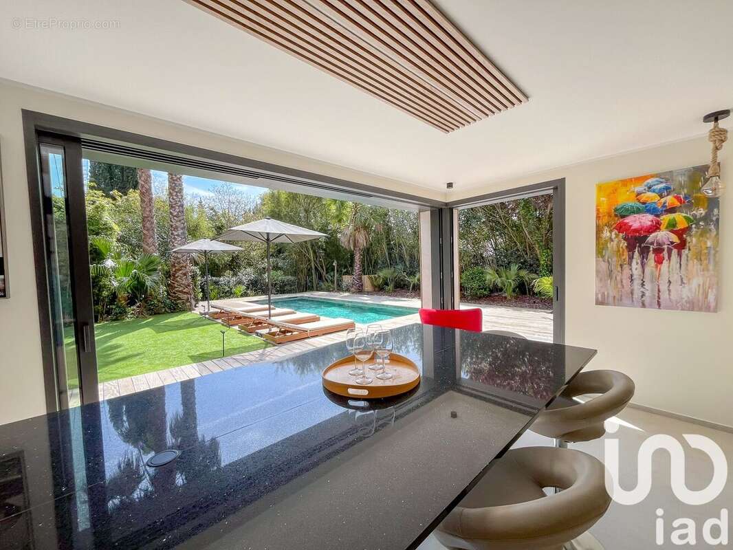 Photo 3 - Maison à LA CROIX-VALMER