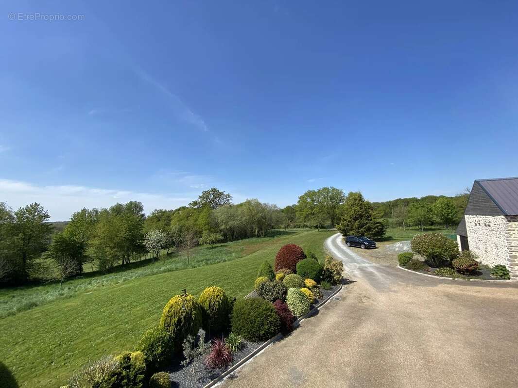 Maison à SAINTE-SUZANNE