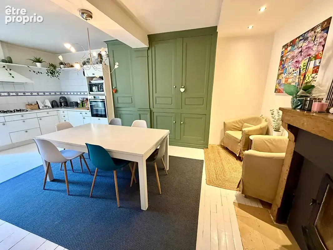 Maison en pierres à Menotey avec piscine et jardin - photo 2