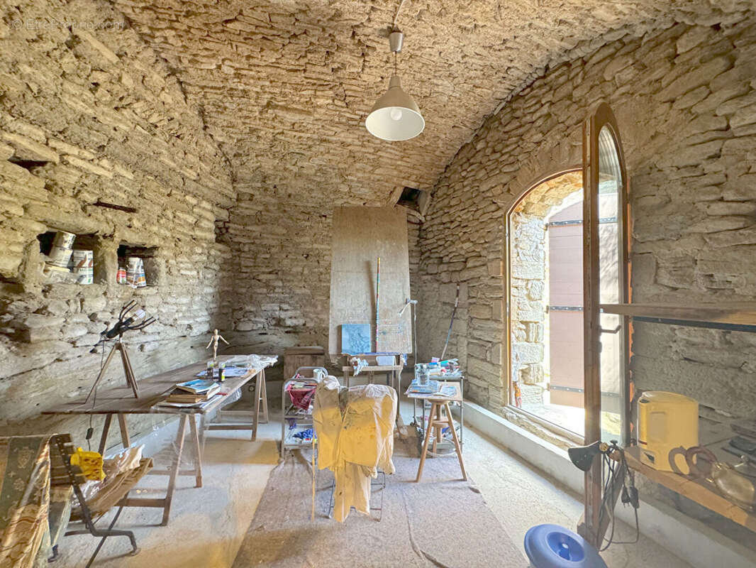 Maison à SAUMANE-DE-VAUCLUSE