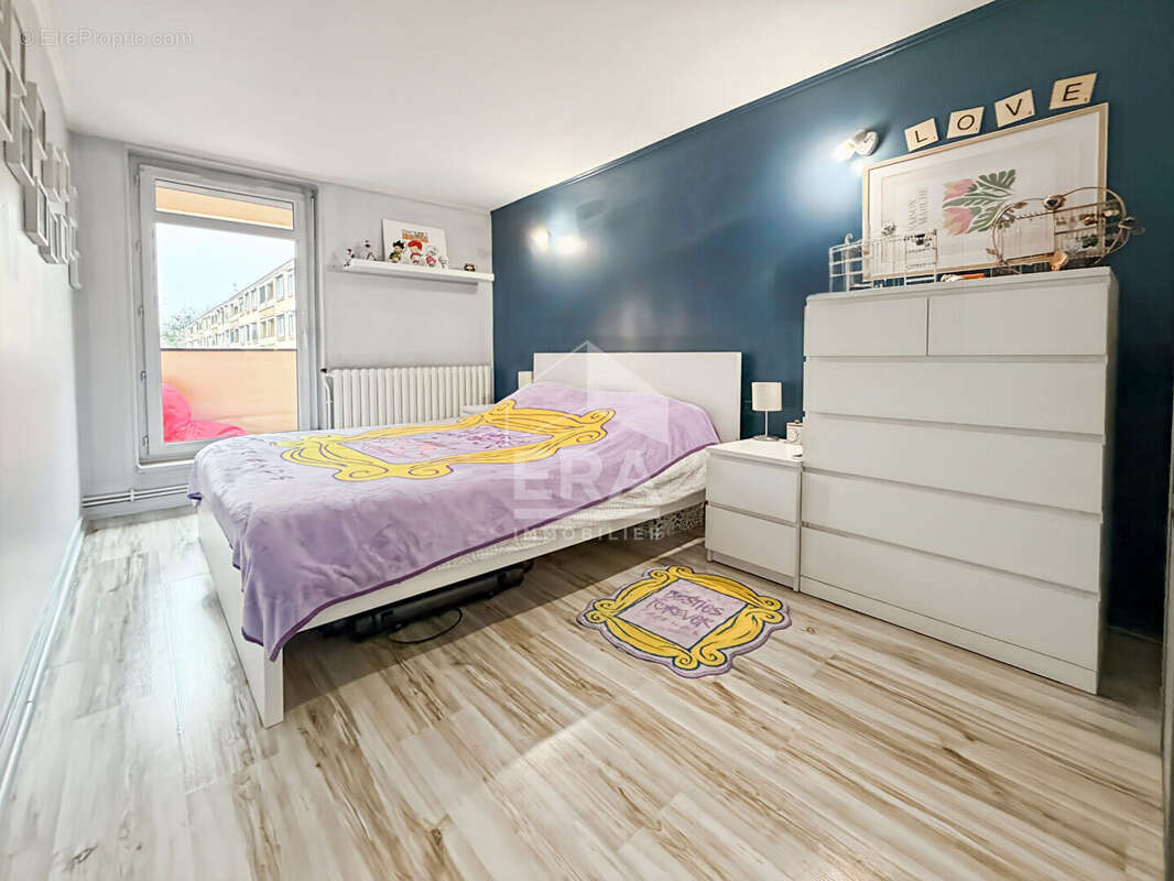 Appartement à SAINT-FARGEAU-PONTHIERRY