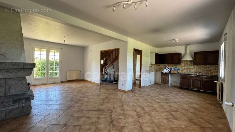 Maison à POULLAOUEN