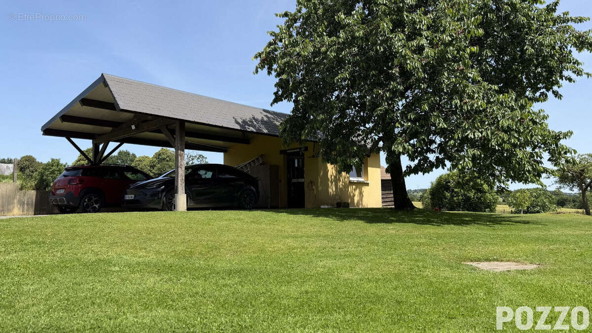 A Vendre - Marcilly - Maison 9 pièce(s) 255 m² - photo 4