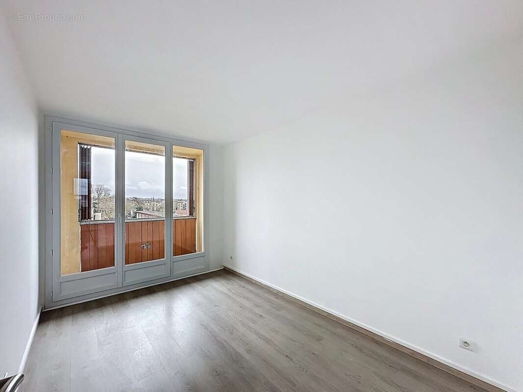 Appartement à BRY-SUR-MARNE