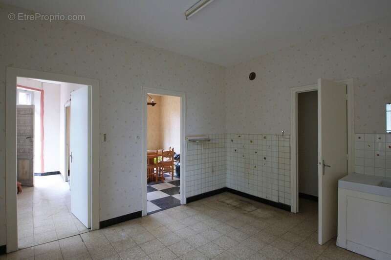 Maison à SAINT-LEON