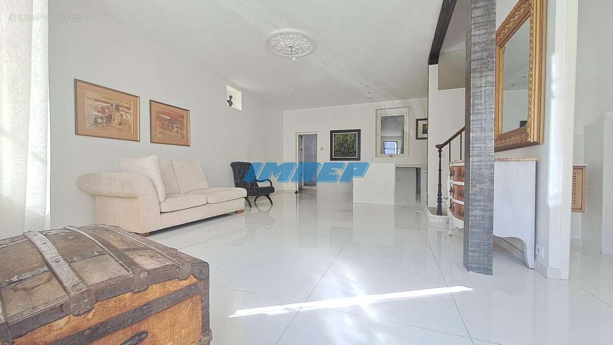 Maison à MARSEILLE-9E