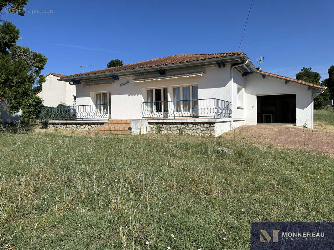 Maison à MESCHERS-SUR-GIRONDE