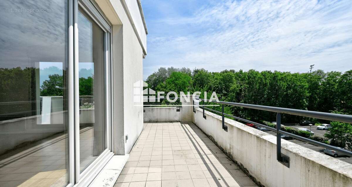 Appartement à SAINT-OUEN-L'AUMONE