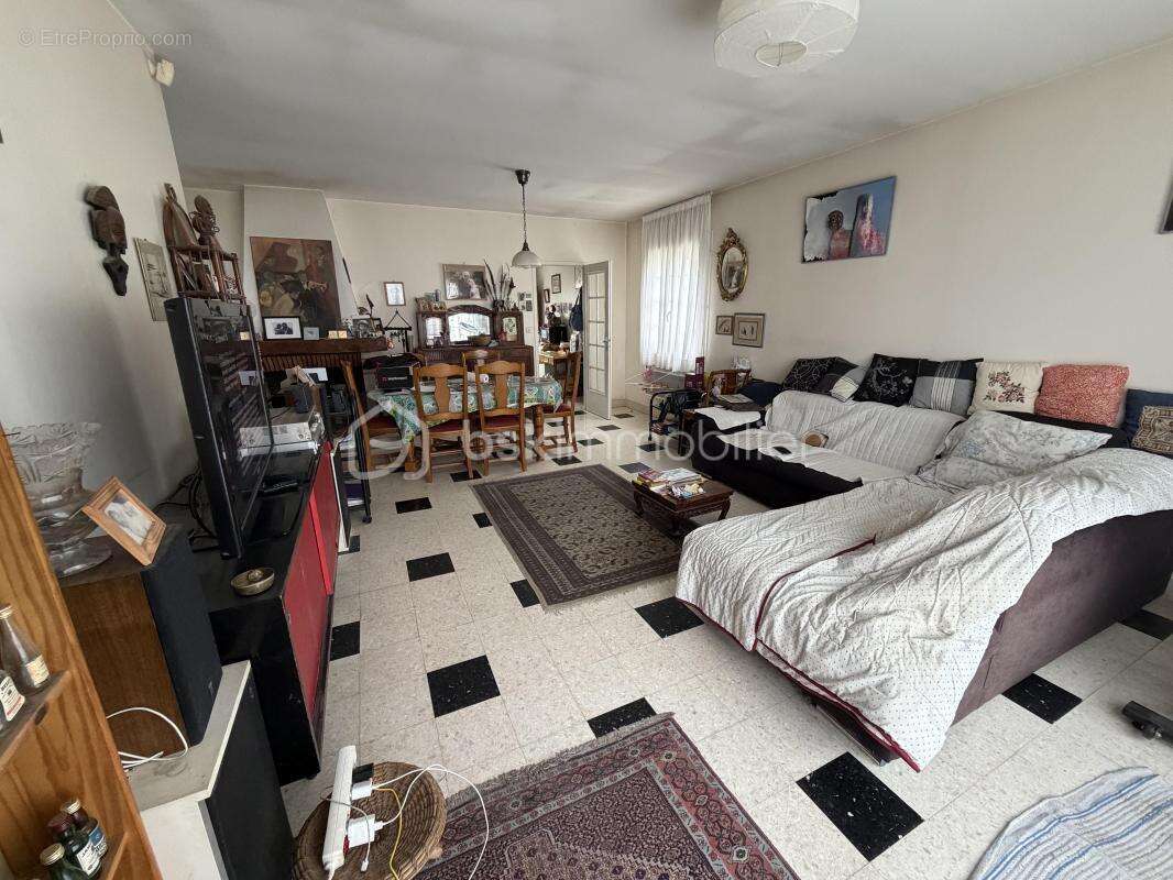 Maison à FAY-AUX-LOGES