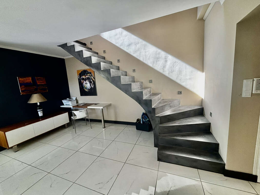Maison à MALAUCENE