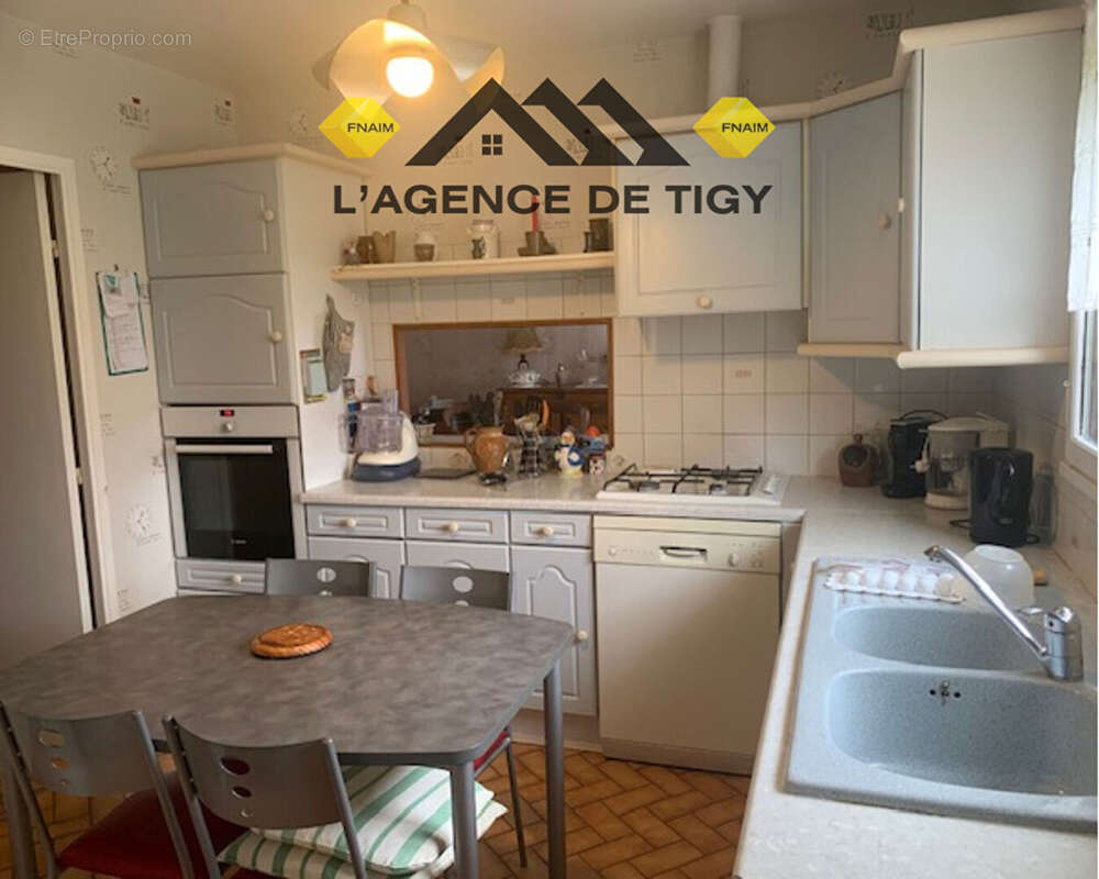 Maison à SAINT-BENOIT-SUR-LOIRE