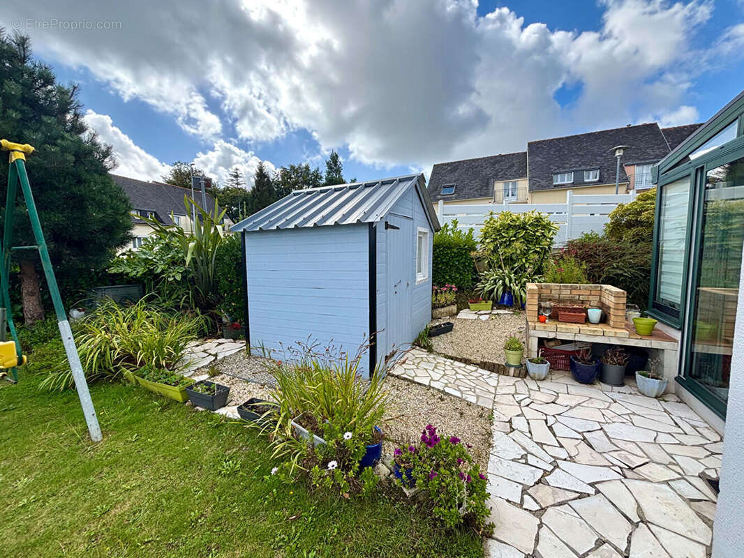 Maison à LE RELECQ-KERHUON