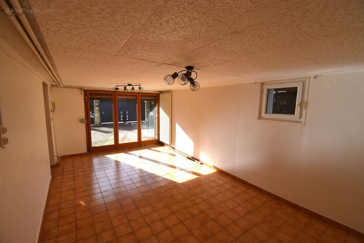 Maison à SAINT-LOUP-SUR-SEMOUSE