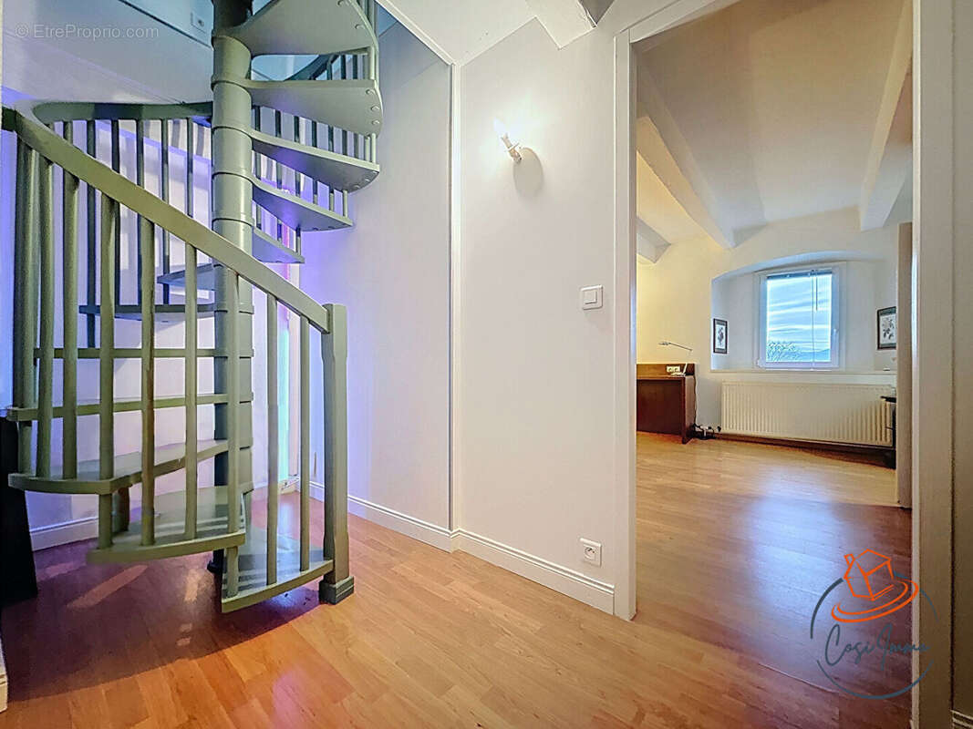 Maison à BELLEGARDE-SUR-VALSERINE