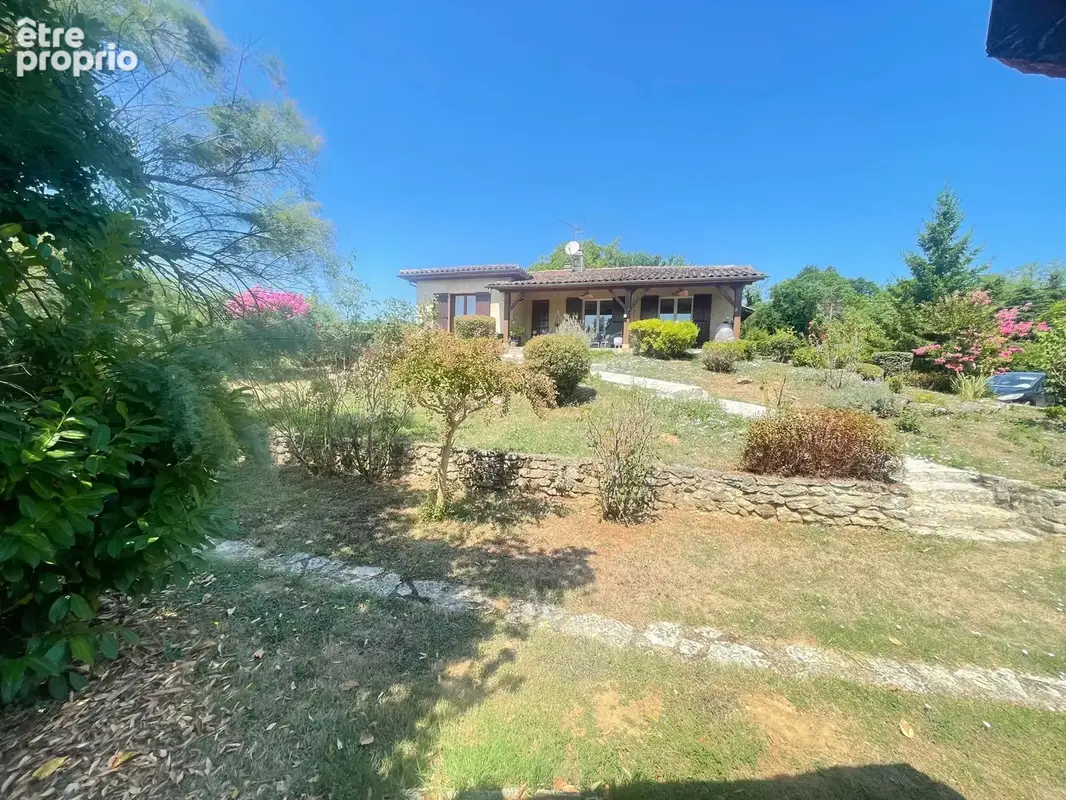 Maison de 6 chambres avec piscine, parc paysager et vue dégagée, près de La Réole - photo 13