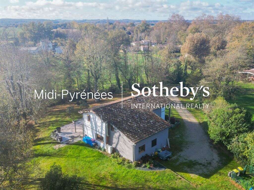 Maison à SAINT-SULPICE