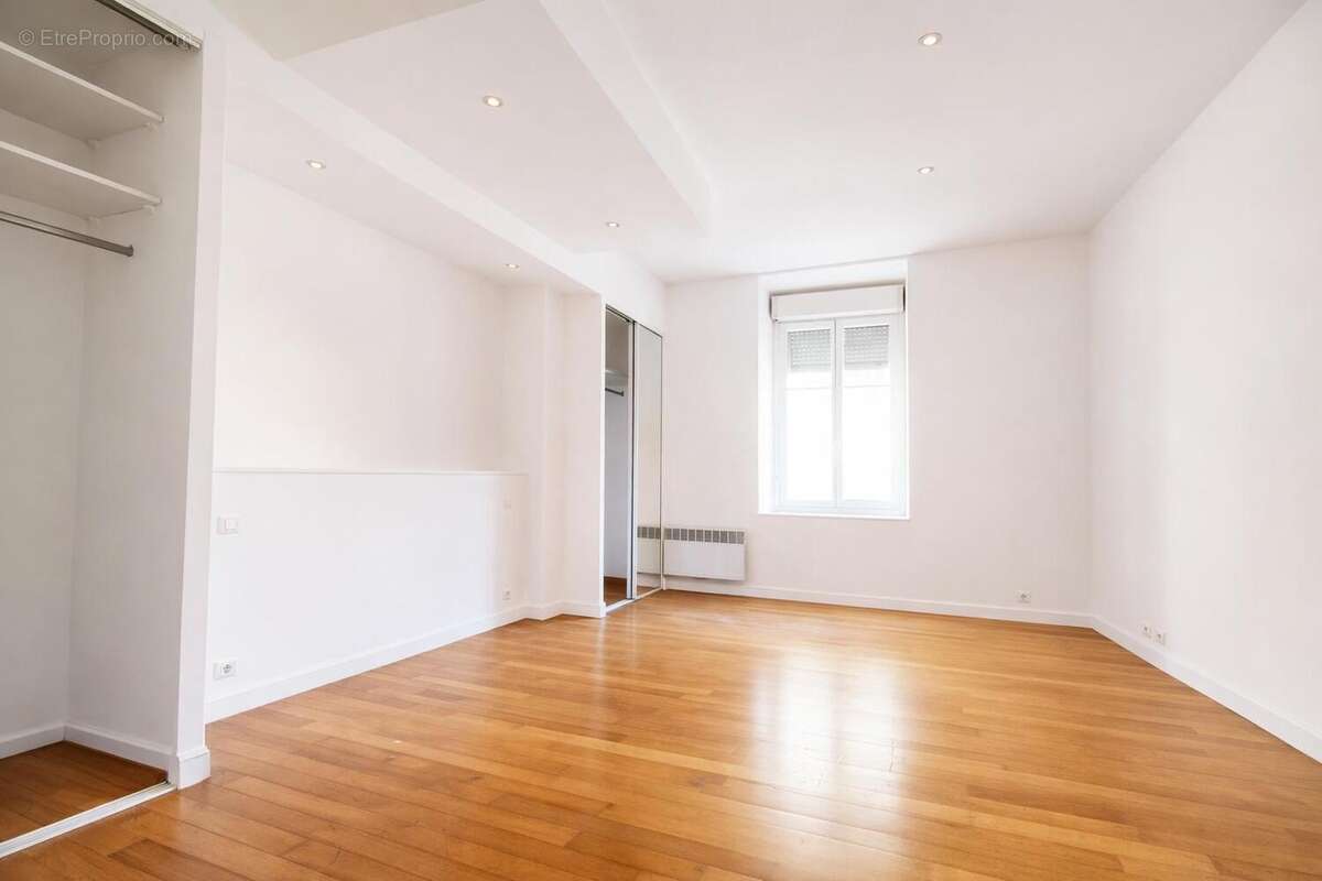   - Appartement à NICE
