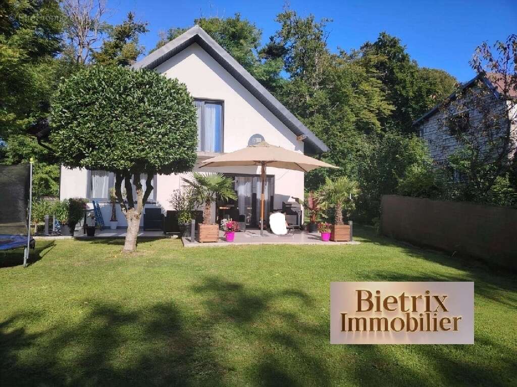 Maison à L&#039;ISLE-ADAM