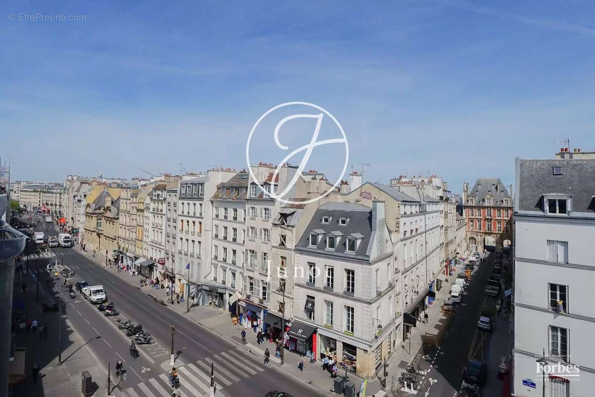 Appartement à PARIS-4E