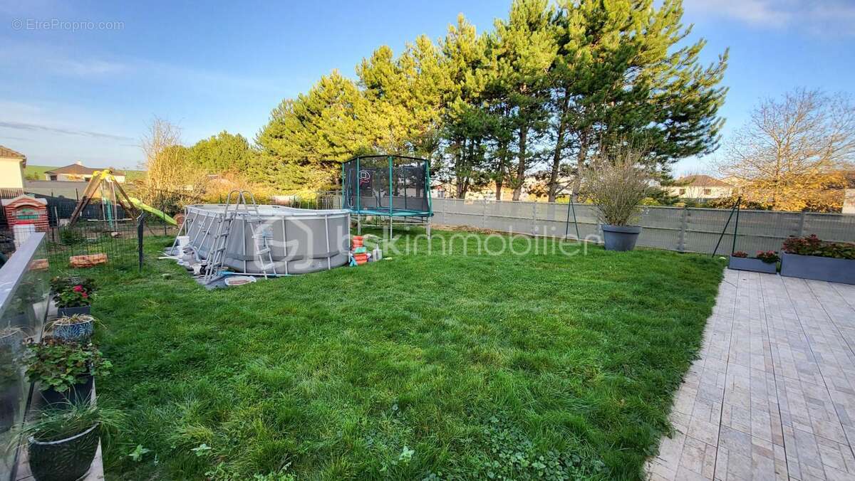 Maison à WARMERIVILLE