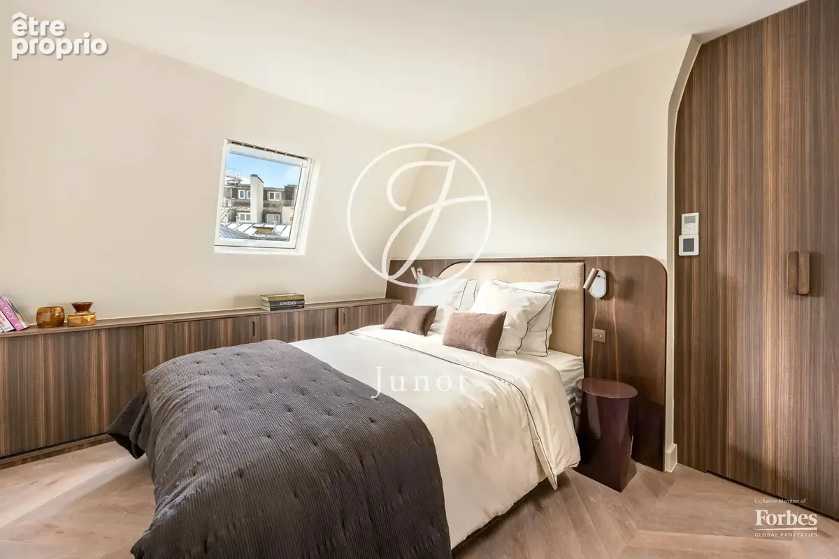 Paris 16e - KLÉBER - Duplex - 3 pièces - 79,63m² Carrez - 82,33m² au sol - 2 chambres - Meublé - photo 12